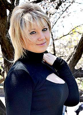 Soft girl Irina from Nikolaev (Ukraine), 31 yo, hair color blonde