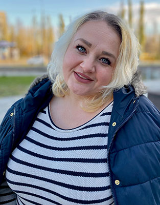 Excited wife Tat'yana from Nikolaev (Ukraine), 41 yo, hair color blonde