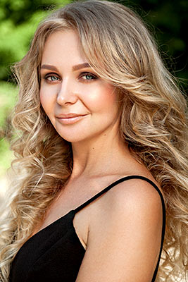 Tender bride Elena from Nikolaev (Ukraine), 39 yo, hair color blonde