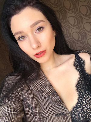 Positive lady Elena from Nikolaev (Ukraine), 26 yo, hair color brown-haired