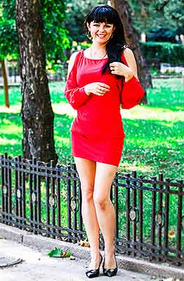 Light woman Elena from Nikolaev (Ukraine), 44 yo, hair color black