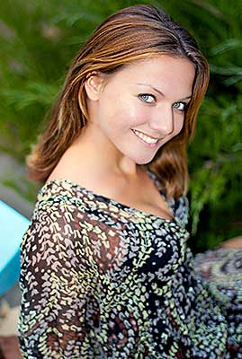 Emotional girl Valentina from Nikolaev (Ukraine), 27 yo, hair color brown-haired