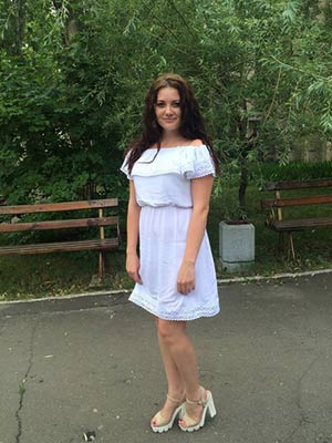 Slim lady Oksana from Nikolaev (Ukraine), 28 yo, hair color dark brown