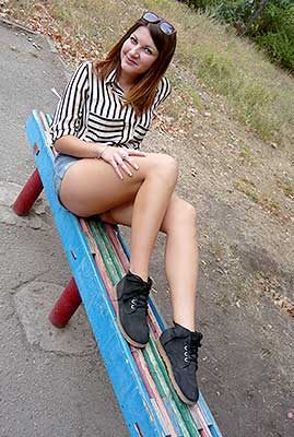 Bright girl Svetlana from Nikolaev (Ukraine), 30 yo, hair color chestnut