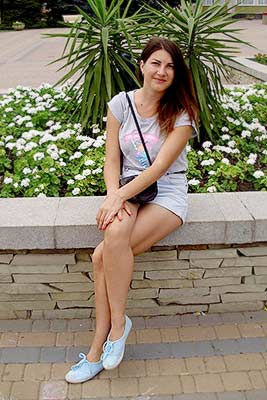 Bright girl Svetlana from Nikolaev (Ukraine), 30 yo, hair color chestnut