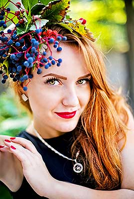 Sensual lady Mariya from Nikolaev (Ukraine), 27 yo, hair color light brown