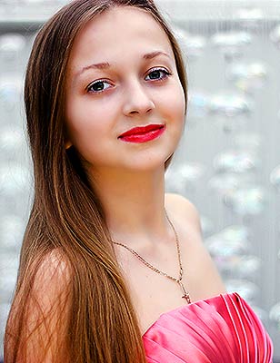 Attractive girl Kristina from Nikolaev (Ukraine), 28 yo, hair color light brown