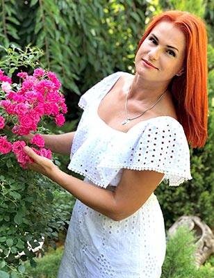 Bright woman Marina from Nikolaev (Ukraine), 50 yo, hair color red-haired