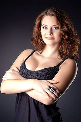 Communicative girl Viktoriya from Nikolaev (Ukraine), 30 yo, hair color chestnut
