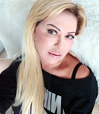 Cultured lady Marina from Nikolaev (Ukraine), 59 yo, hair color blonde