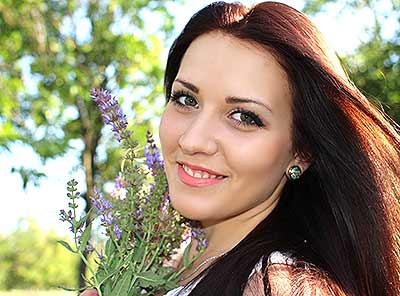 Communicable bride Anna from Nikolaev (Ukraine), 26 yo, hair color chestnut