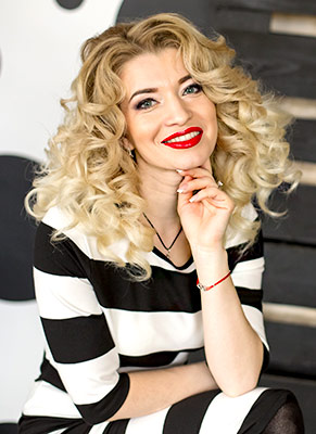 Positive lady Lyudmila from Nikolaev (Ukraine), 36 yo, hair color peroxide blonde