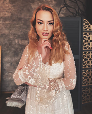 Cultured bride Yuliya from Nikolaev (Ukraine), 31 yo, hair color blonde