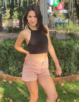 Careful lady Natal'ya from Nikolaev (Ukraine), 33 yo, hair color brunette