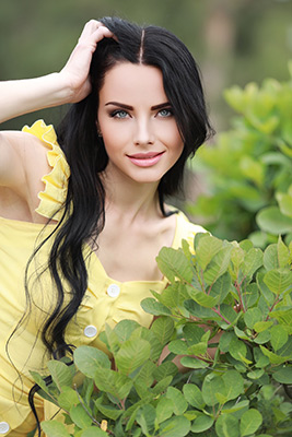 Optimistic lady Mariya from Nikolaev (Ukraine), 36 yo, hair color chestnut