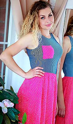Optimistic woman Alena from Nikolaev (Ukraine), 34 yo, hair color blonde