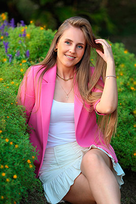 Sentimental lady Nataliya from Nikolaev (Ukraine), 38 yo, hair color blonde