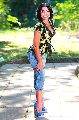 Cheerful lady Irina from Odessa (Ukraine), 52 yo, hair color black