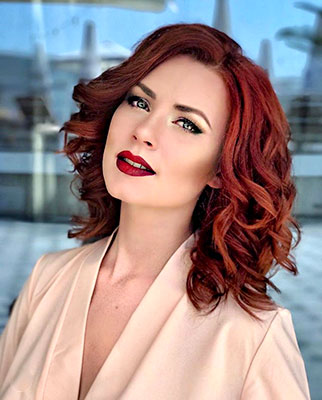 Kind lady Yuliya from Odessa (Ukraine), 34 yo, hair color red-haired