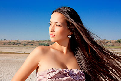Lonely bride Yel'mira from Odessa (Ukraine), 32 yo, hair color brunette
