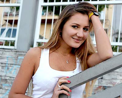 Friendly bride Katya from Odessa (Ukraine), 34 yo, hair color brown