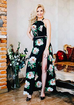 Active woman Lesya from Odessa (Ukraine), 36 yo, hair color blonde