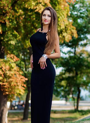 Romantic lady Alina from Odessa (Ukraine), 33 yo, hair color brown-haired