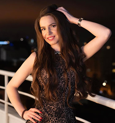 Bright wife Anastasiya from Odessa (Ukraine), 29 yo, hair color brown-haired