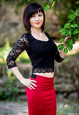 Responsive girl Inna from Odessa (Ukraine), 34 yo, hair color brunette