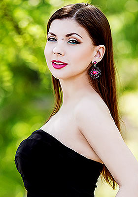 Emotional woman Marina from Odessa (Ukraine), 35 yo, hair color brown