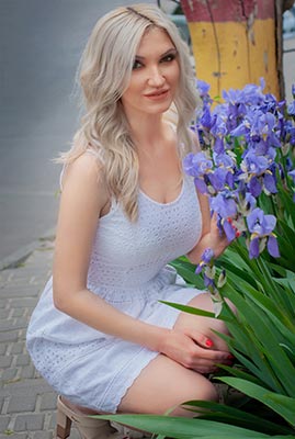 Capricorn lady Irina from Odessa (Ukraine), 38 yo, hair color blonde