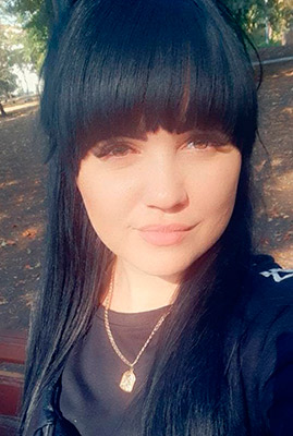 Sporty woman Oksana from Bakhmut (Ukraine), 30 yo, hair color brunette