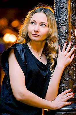Intelligent bride Tat'yana from Odessa (Ukraine), 48 yo, hair color light brown