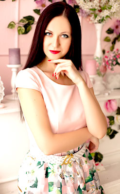 Honest lady Yuliya from Kiev (Ukraine), 39 yo, hair color brown-haired