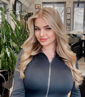 Responsive wife Zlatoslava from Bratislava (Slovakia), 18 yo, hair color blonde