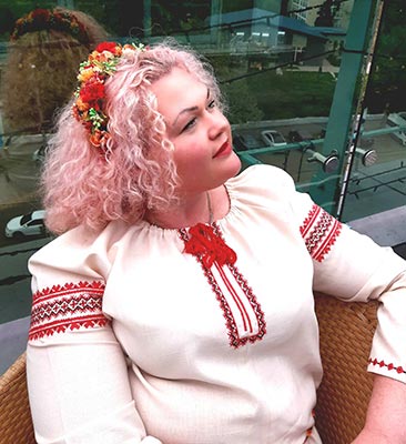 Graceful wife Irina from Odessa (Ukraine), 46 yo, hair color blonde