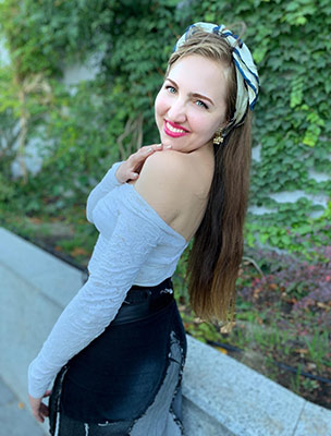 Honest bride Valeriya from Odessa (Ukraine), 29 yo, hair color brown