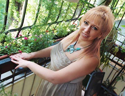 Kind lady Irina from Odessa (Ukraine), 51 yo, hair color peroxide blonde