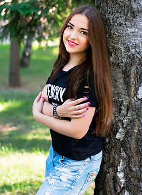 Extremely bride Anna from Poltava (Ukraine), 33 yo, hair color brown-haired