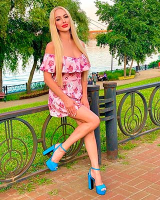 Truth bride Anna from Kiev (Ukraine), 41 yo, hair color blonde