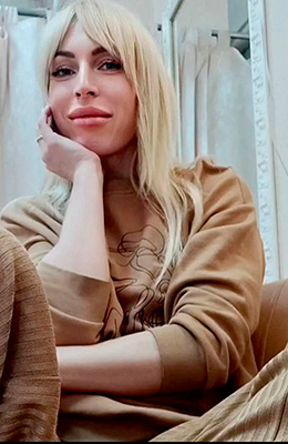 Comfort woman Yuliya from Kamianske (Ukraine), 41 yo, hair color blonde