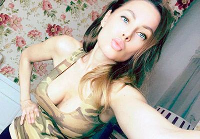 Gentle wife Elena from Kiev (Ukraine), 40 yo, hair color brunette