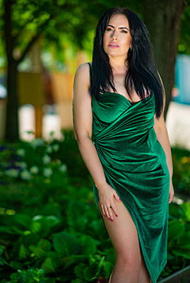 Warmth bride Galina from Odessa (Ukraine), 48 yo, hair color brunette