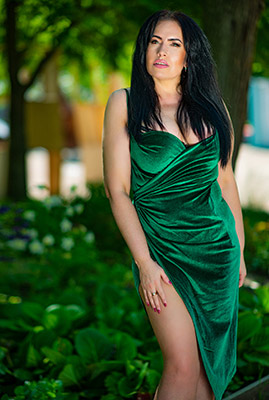 Warmth bride Galina from Odessa (Ukraine), 49 yo, hair color brunette