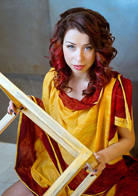 Feminine bride Oksana from Poltava (Ukraine), 36 yo, hair color light brown