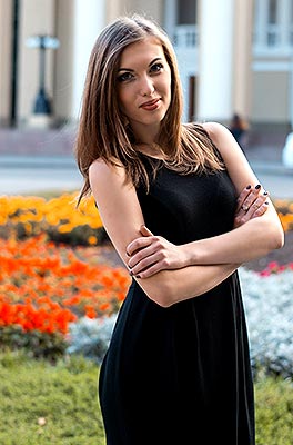 Balanced lady Viktoriya from Poltava (Ukraine), 30 yo, hair color light brown
