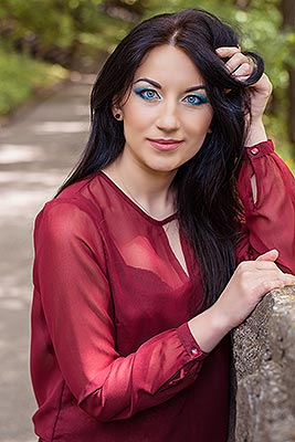 Humorous lady Svetlana from Poltava (Ukraine), 37 yo, hair color brunette