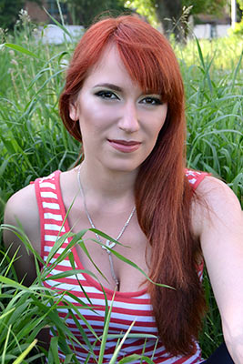 Sensual lady Yana from Poltava (Ukraine), 33 yo, hair color red-haired