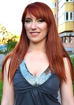 Sensual lady Yana from Poltava (Ukraine), 32 yo, hair color red-haired