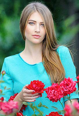 Kind bride Anastasiya from Poltava (Ukraine), 27 yo, hair color brown-haired
